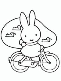 Miffy na bicicleta