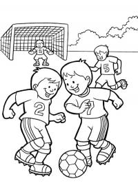 Jogando futebol
