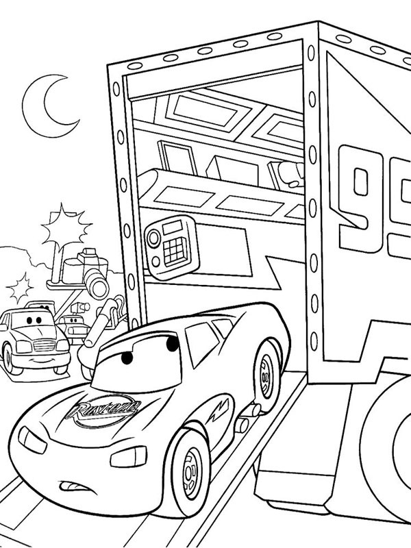 Relâmpago McQueen saindo do caminhão Desenho para Colorir Relâmpago McQueen saindo do caminhão Desenho para Colorir